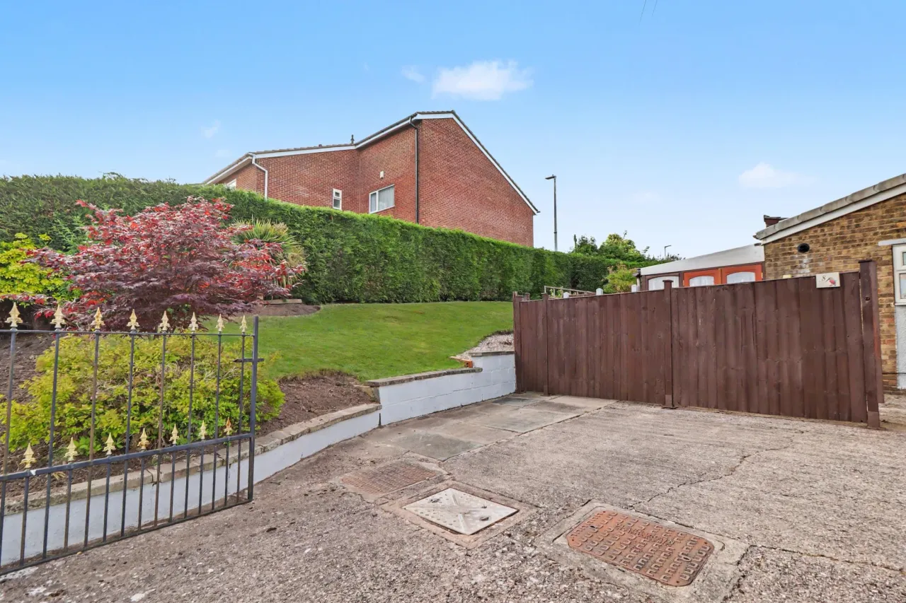 Swithin Drive, Stoke-On-Trent, photo 17