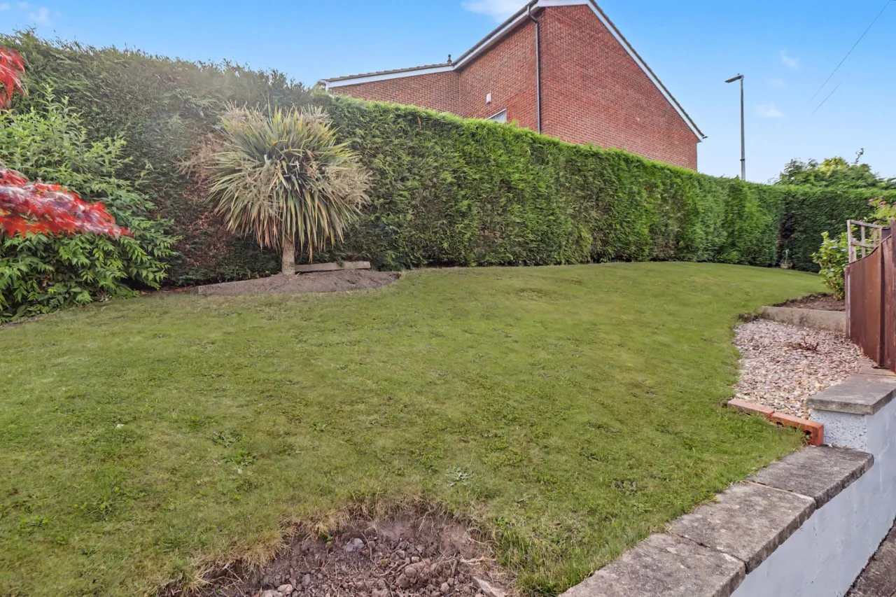 Swithin Drive, Stoke-On-Trent, photo 18
