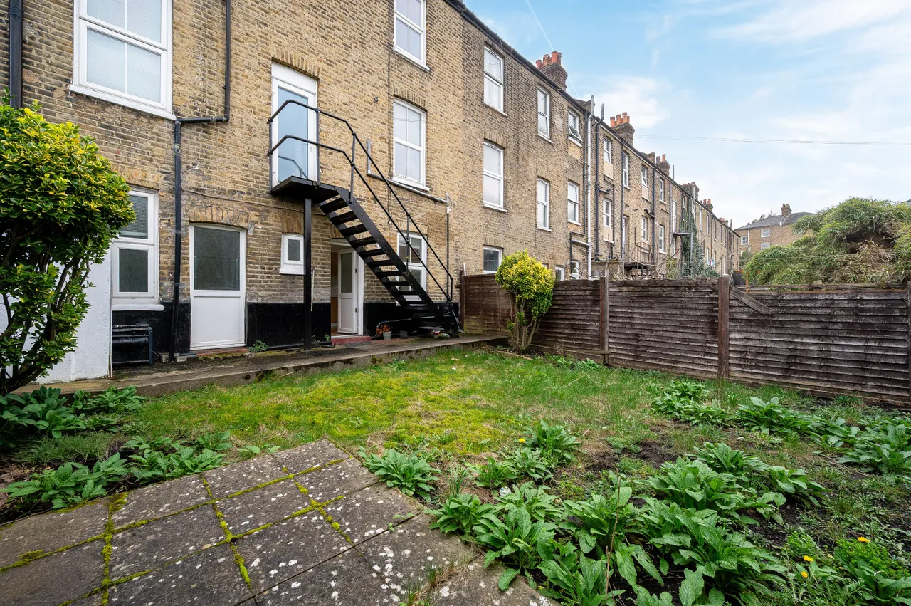 28 Overcliff Road, London, photo 4