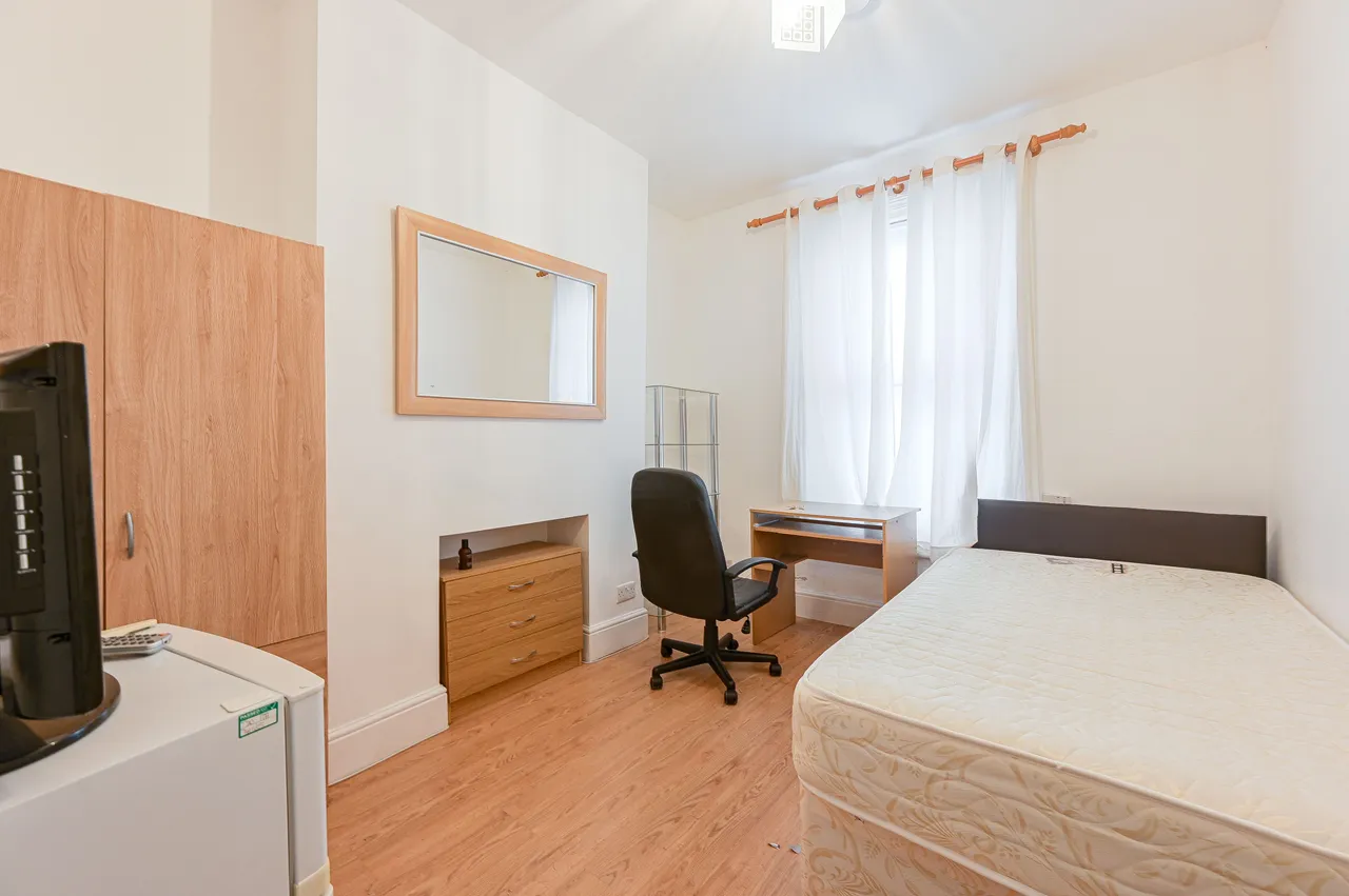 28 Overcliff Road, London, photo 10