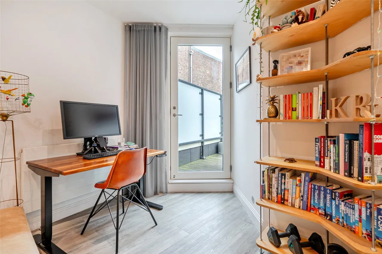 Camberwell Road, SE5, photo 9