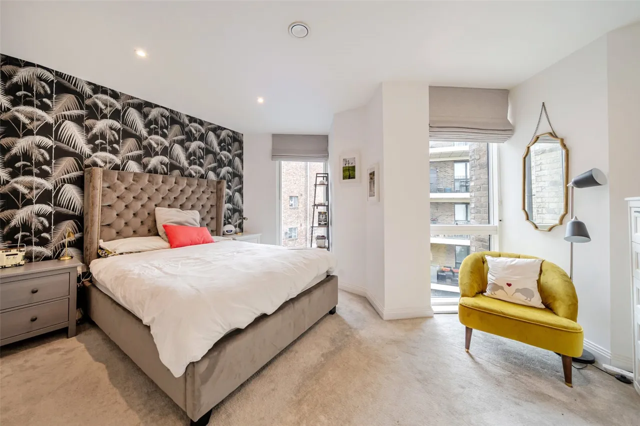 Camberwell Road, SE5, photo 18