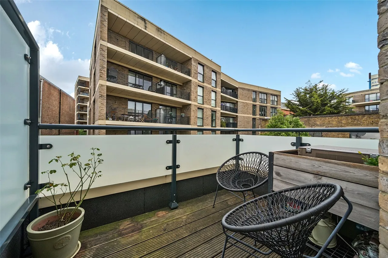 Camberwell Road, SE5, photo 4