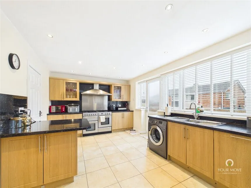 Holburn Close, Ryton, NE40, photo 7