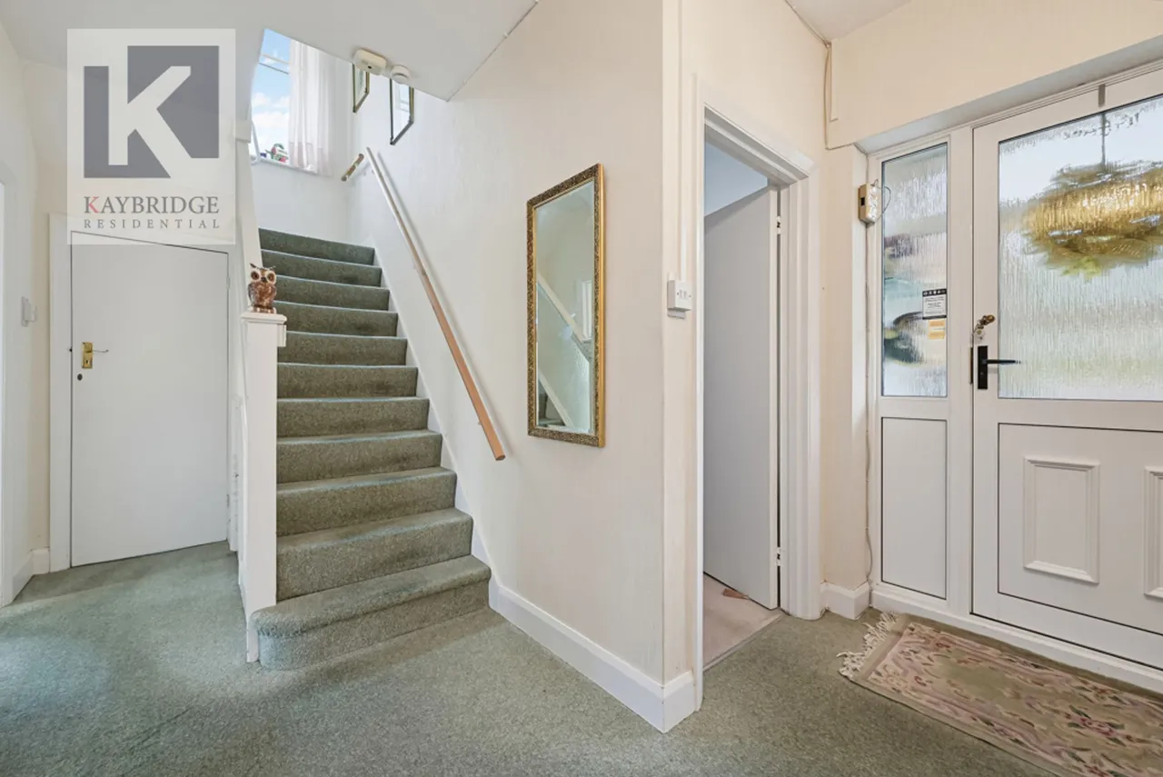 Amberley Gardens, Epsom, KT19, photo 6