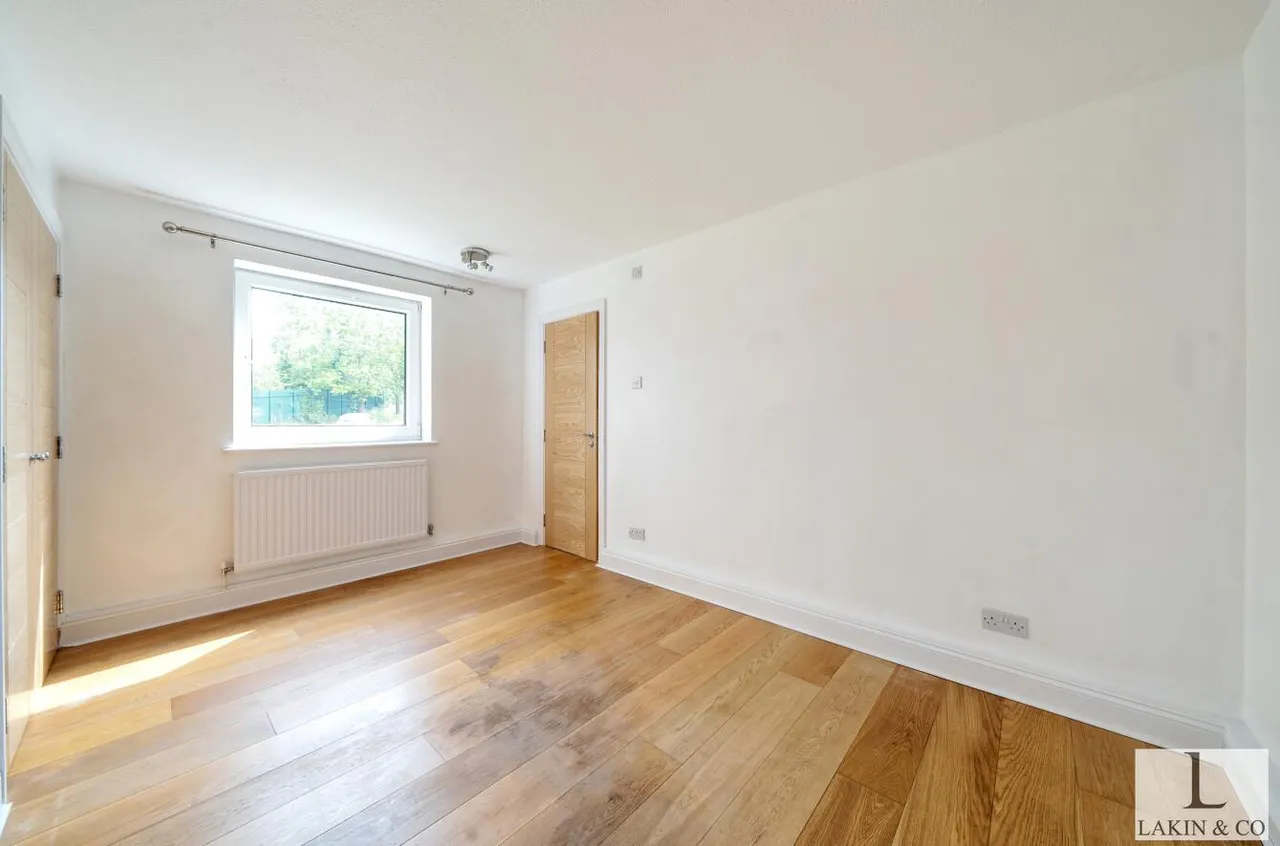 Tedder Close, Uxbridge, Uxbridge, Middlesex, UB10 0FH, photo 9