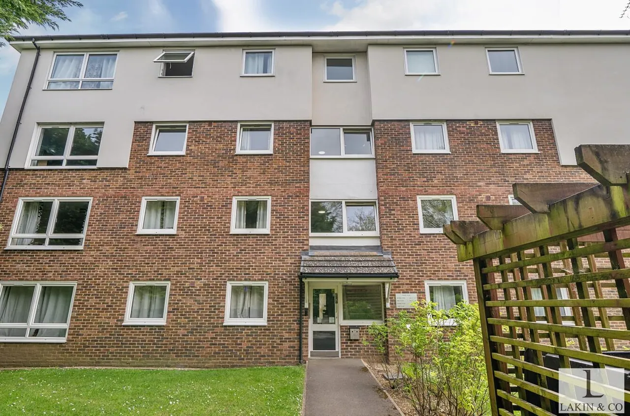 Tedder Close, Uxbridge, Uxbridge, Middlesex, UB10 0FH, photo 12