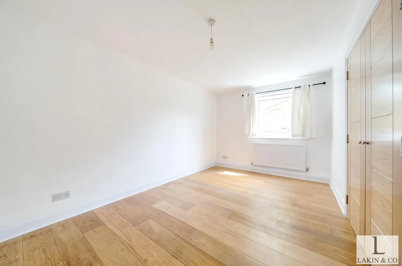 Tedder Close, Uxbridge, Uxbridge, Middlesex, UB10 0FH, photo 6