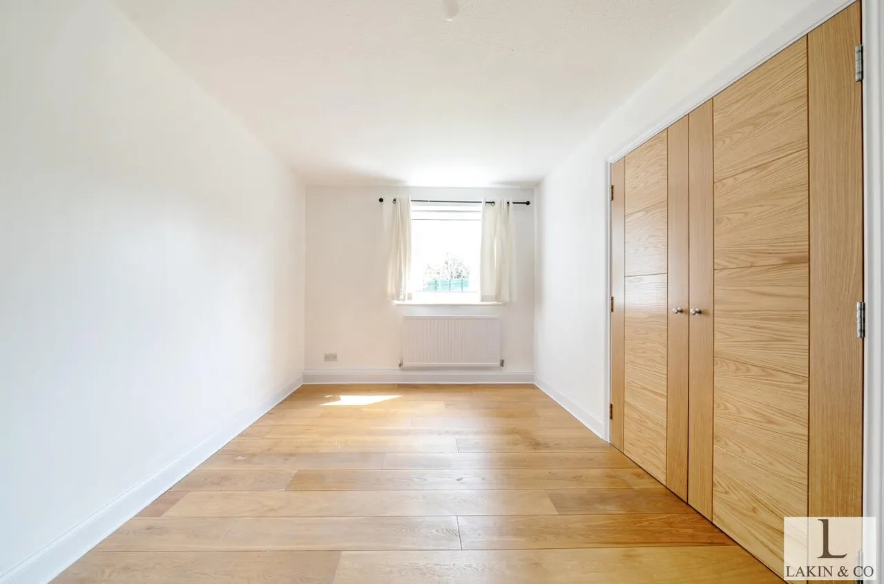 Tedder Close, Uxbridge, Uxbridge, Middlesex, UB10 0FH, photo 5