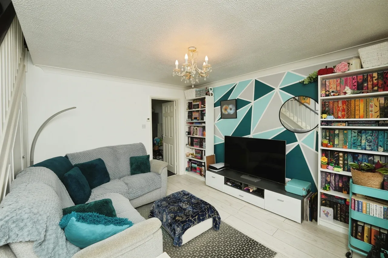 Kendrick Close, Westbury, BA13, photo 2