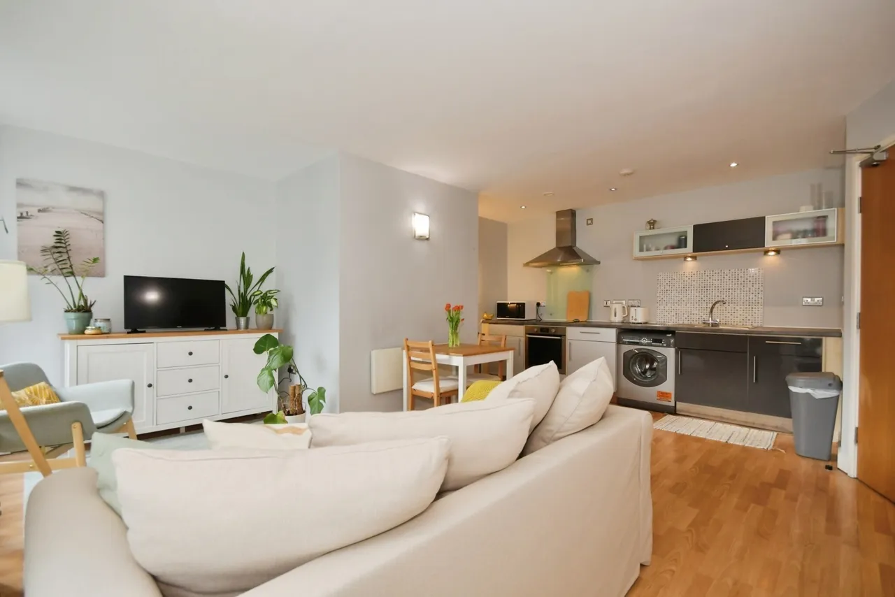 Fitzwilliam Street, Sheffield, S1, photo 8