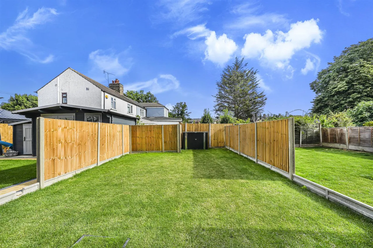 Sinclair Road, Chingford, E4 8PW, photo 9