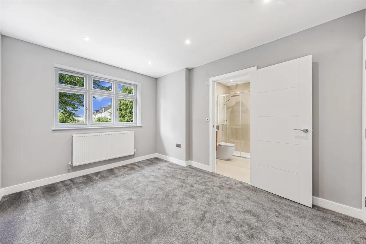 Sinclair Road, Chingford, E4 8PW, photo 36