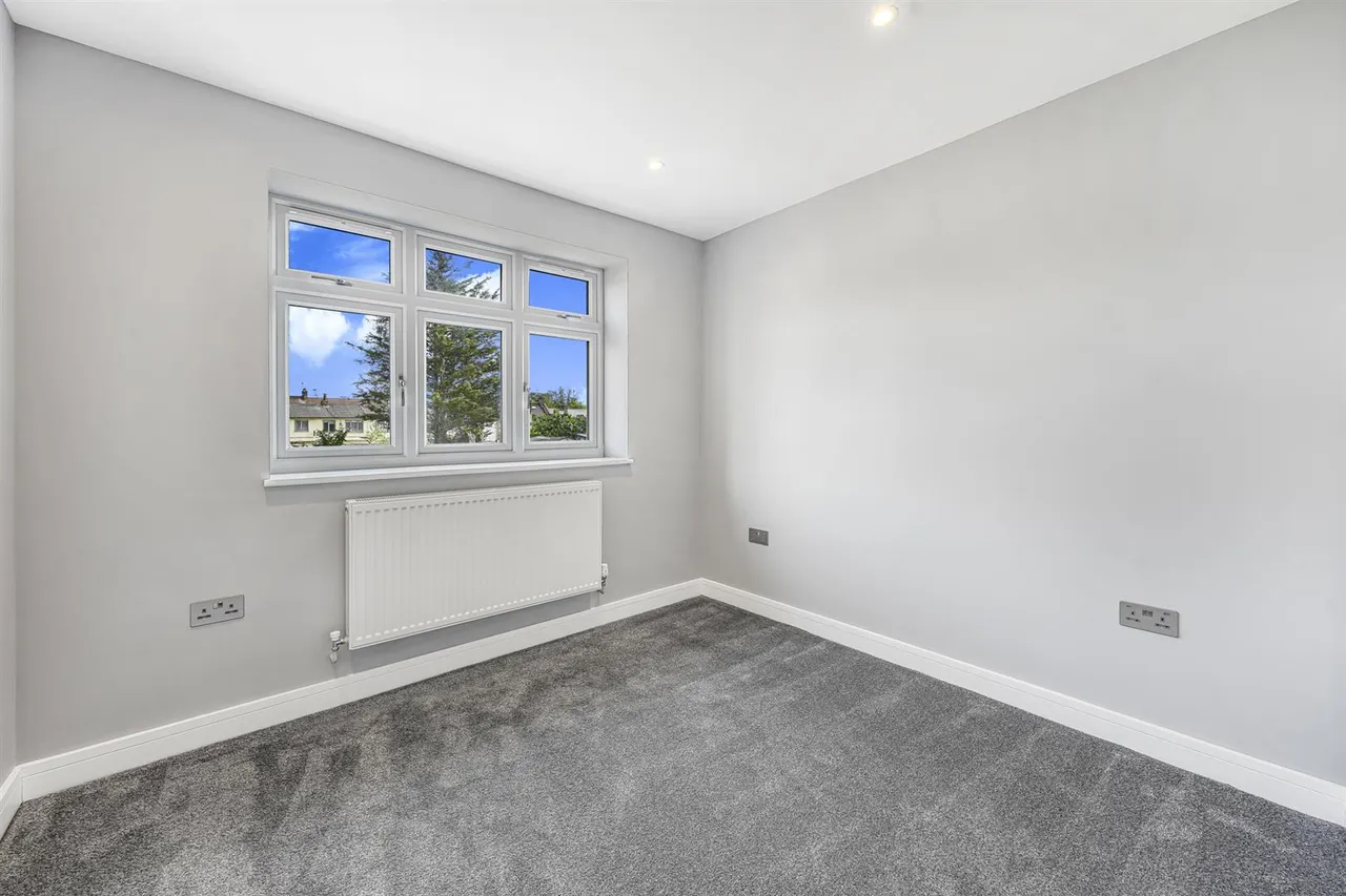 Sinclair Road, Chingford, E4 8PW, photo 15