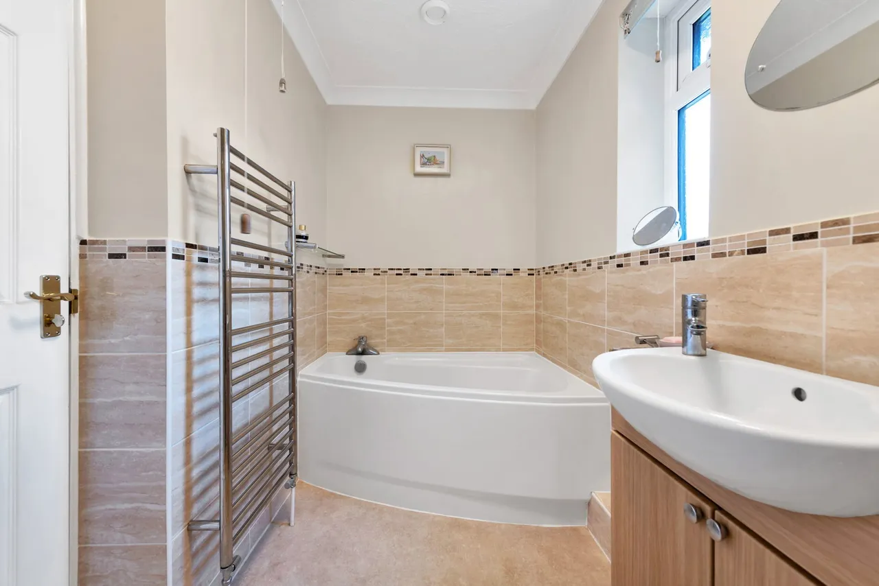 Greenwood Close, Bury, PE26, photo 15