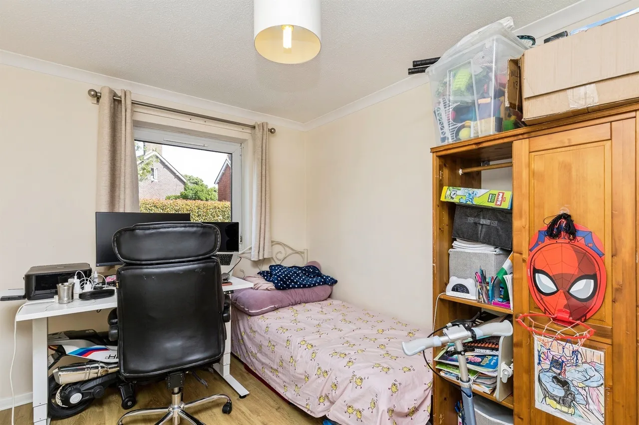 Crescent Way, BURGESS HILL, photo 8