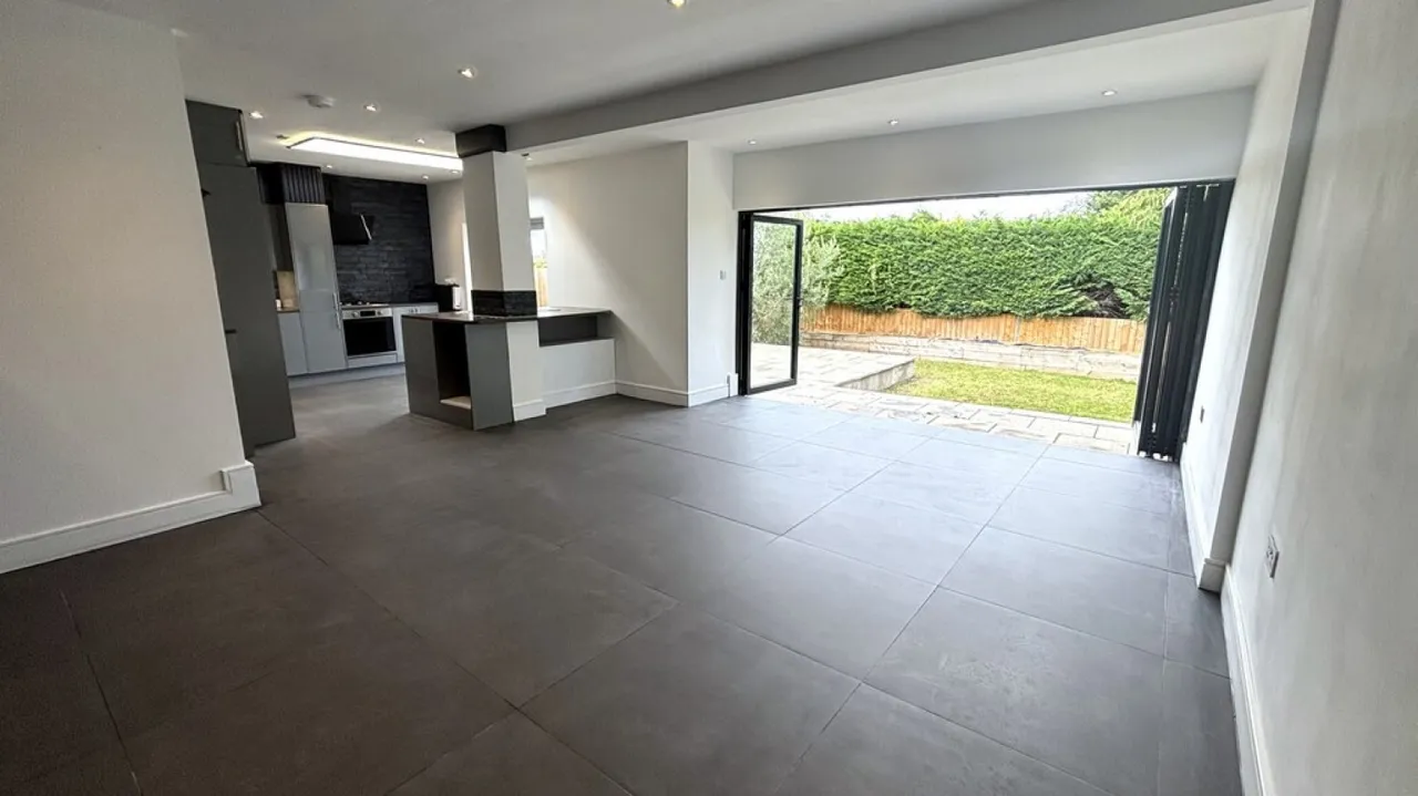 4 bed house to rent — The Butts, Westbury