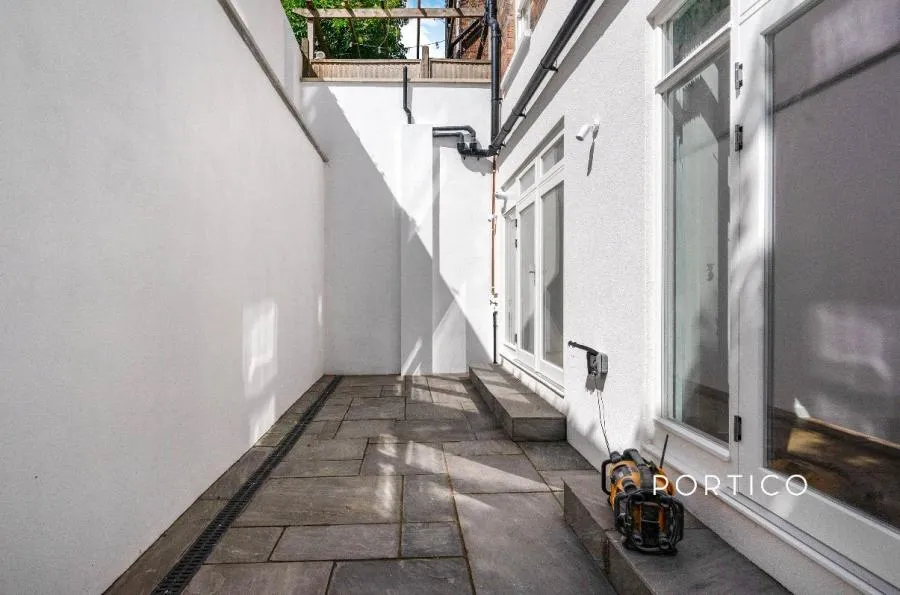 Rowhill Road, London, E5, photo 14