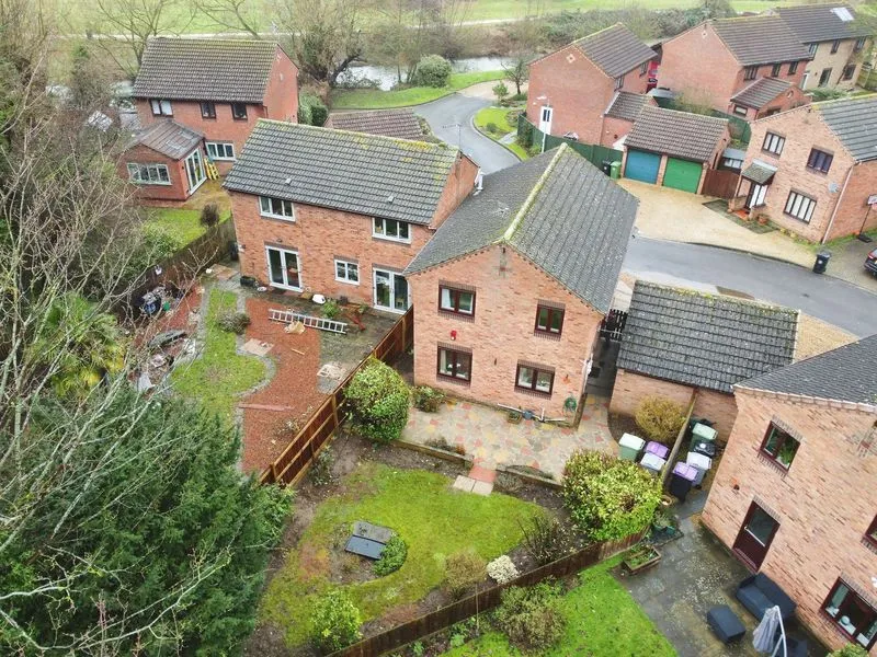 Belton Grove, Grantham, photo 3