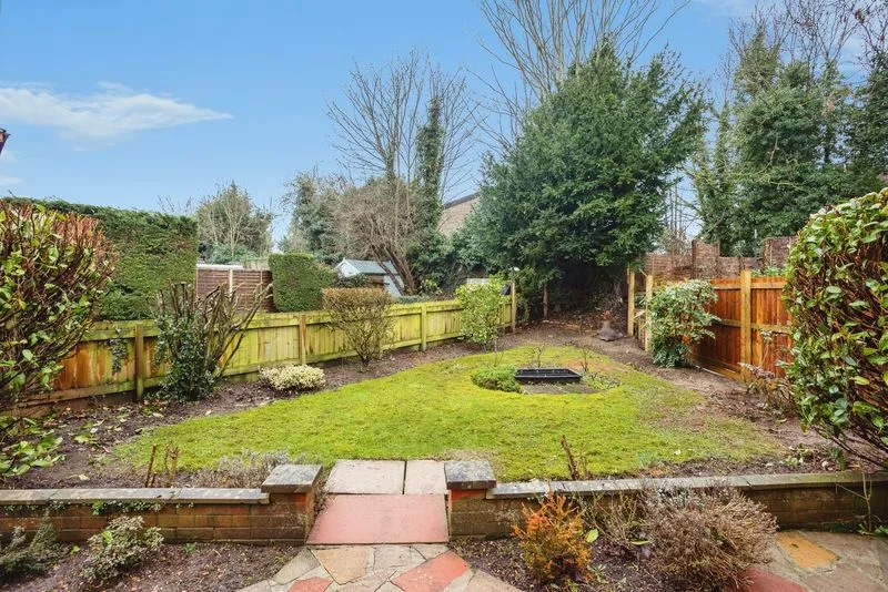 Belton Grove, Grantham, photo 20