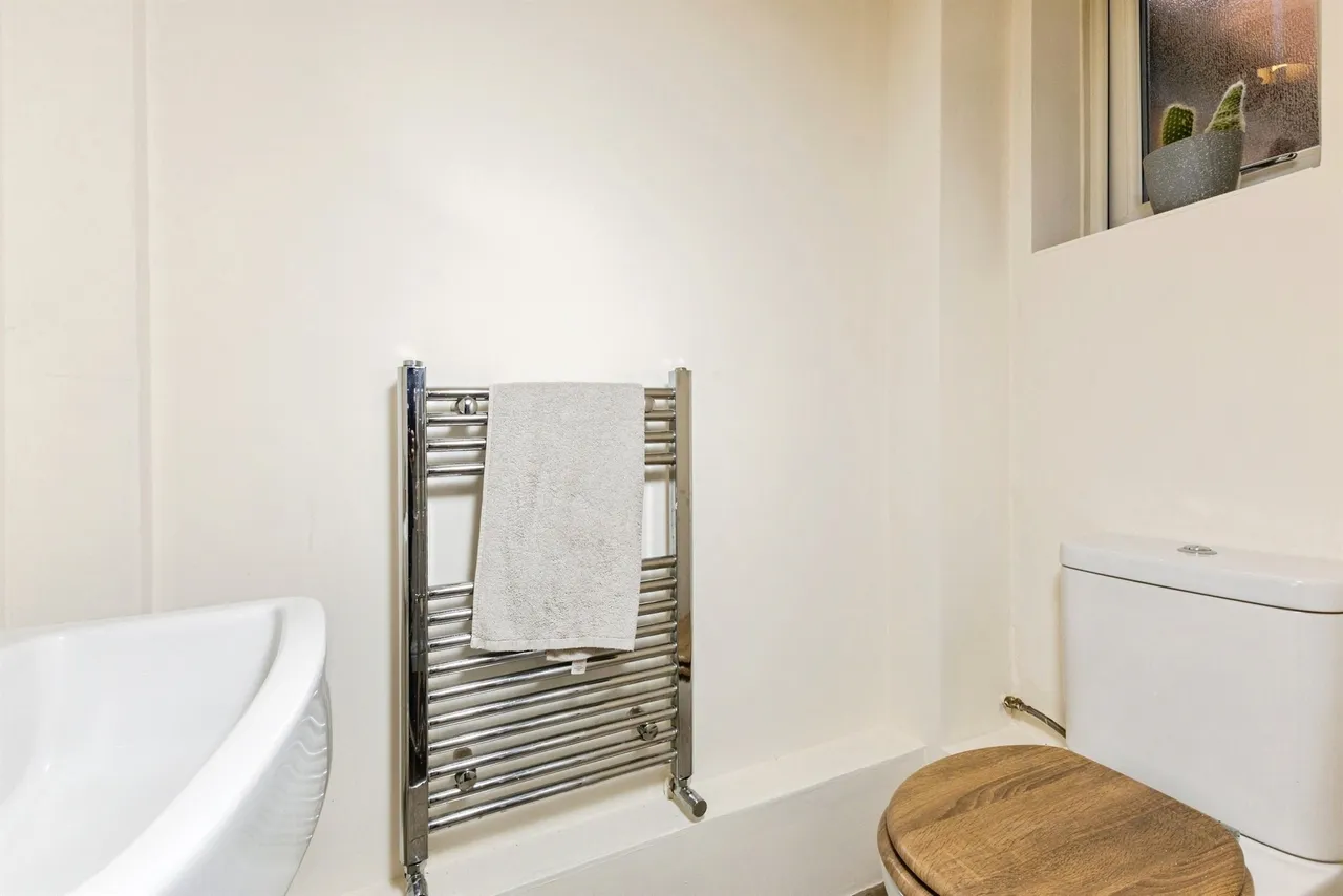 Minden Close, Wokingham, photo 10