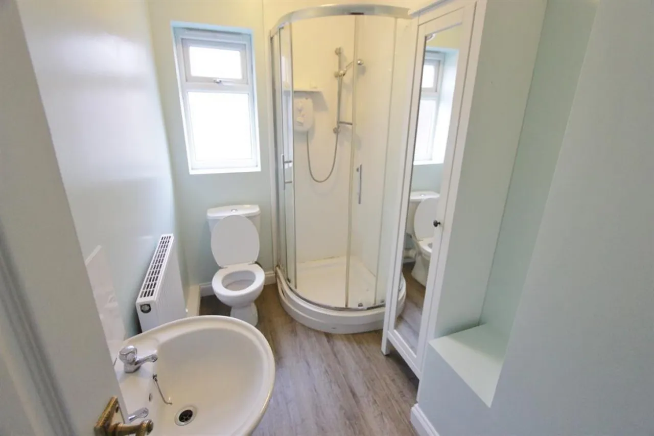 Hunter Hill Road, Sheffield, S11 8UE, photo 7