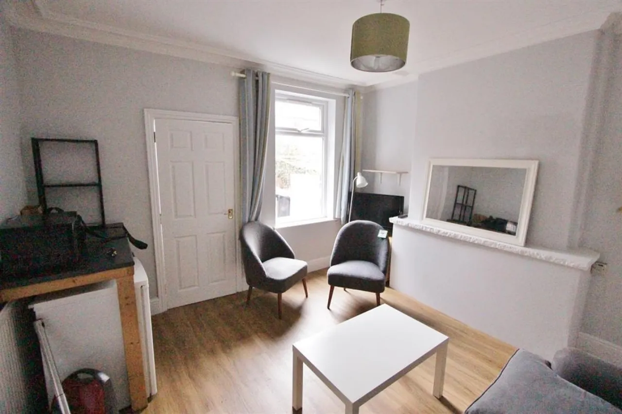 Hunter Hill Road, Sheffield, S11 8UE, photo 3