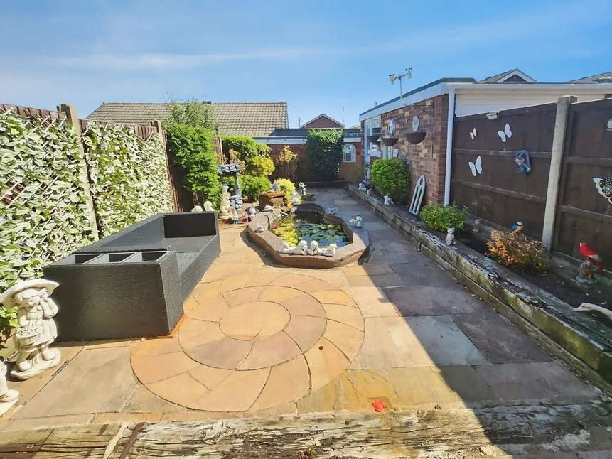 Fair Isle Drive, Nuneaton, Warwickshire, CV10, photo 5