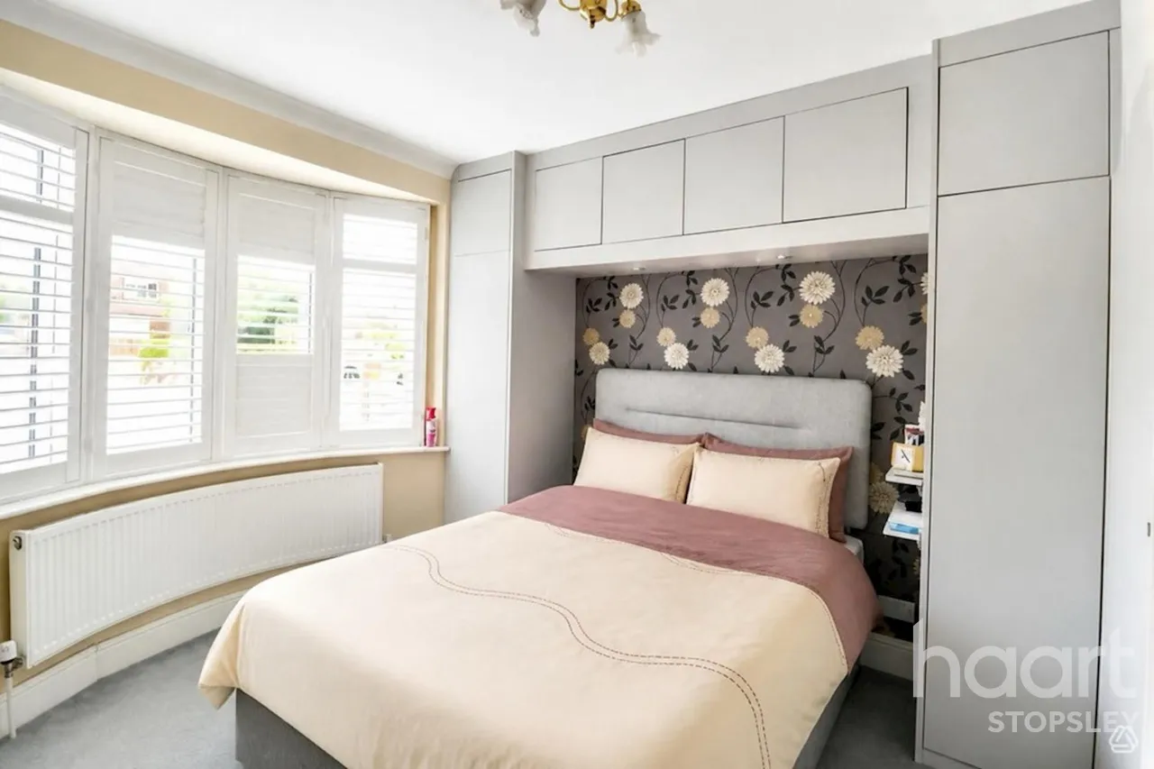 Hitchin Road, Luton, LU2, photo 10