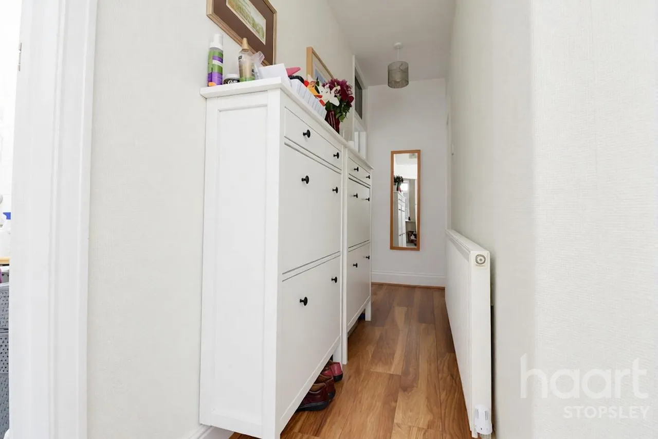Hitchin Road, Luton, LU2, photo 6