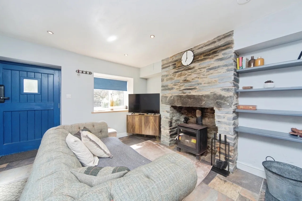 Capel Curig, Betws-y-Coed, LL24, photo 6