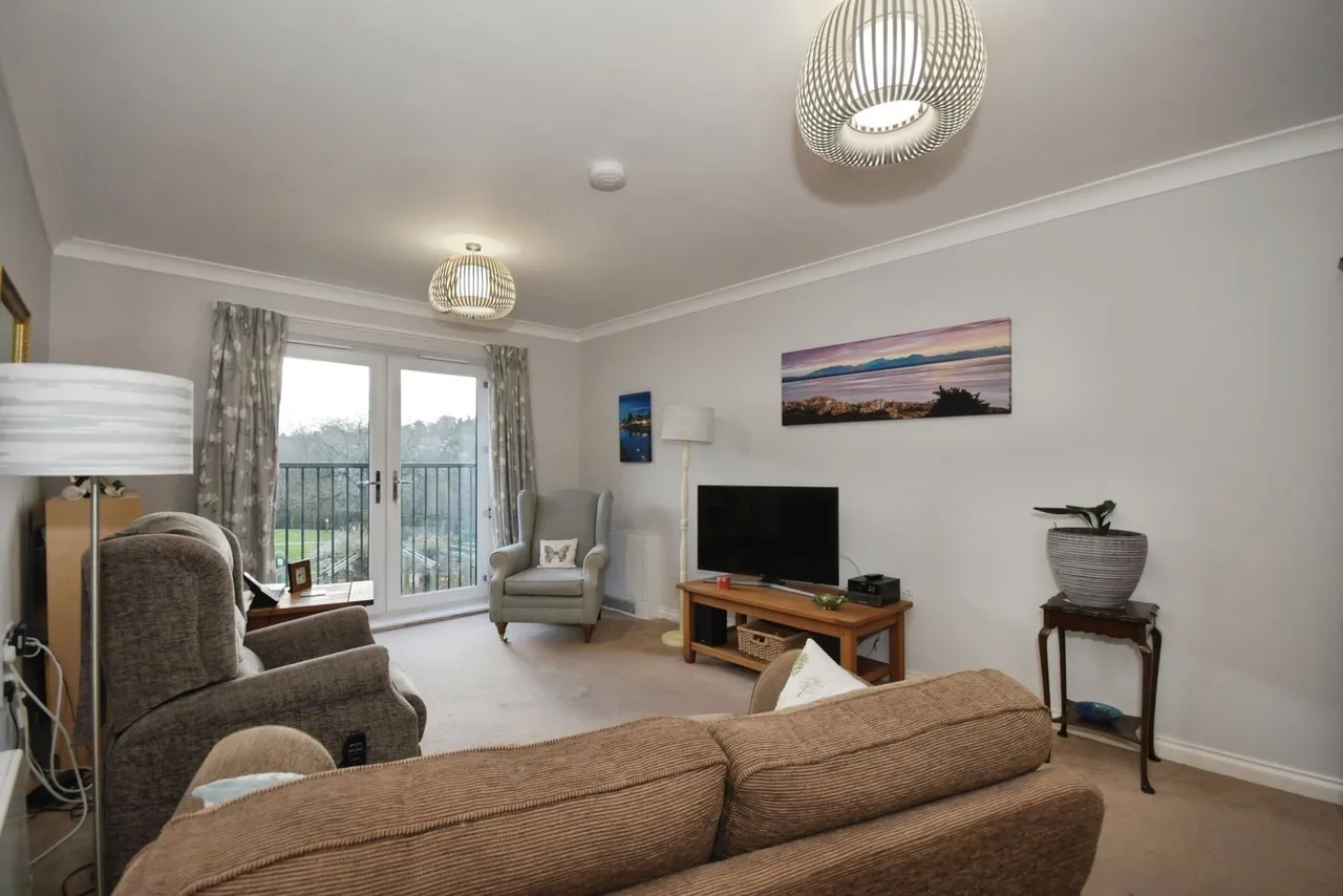 Brown Edge Road, BUXTON, Derbyshire, SK17, photo 6