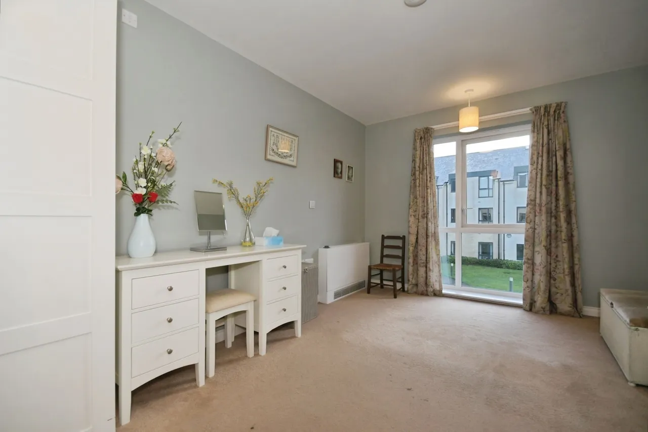 Brown Edge Road, BUXTON, Derbyshire, SK17, photo 5