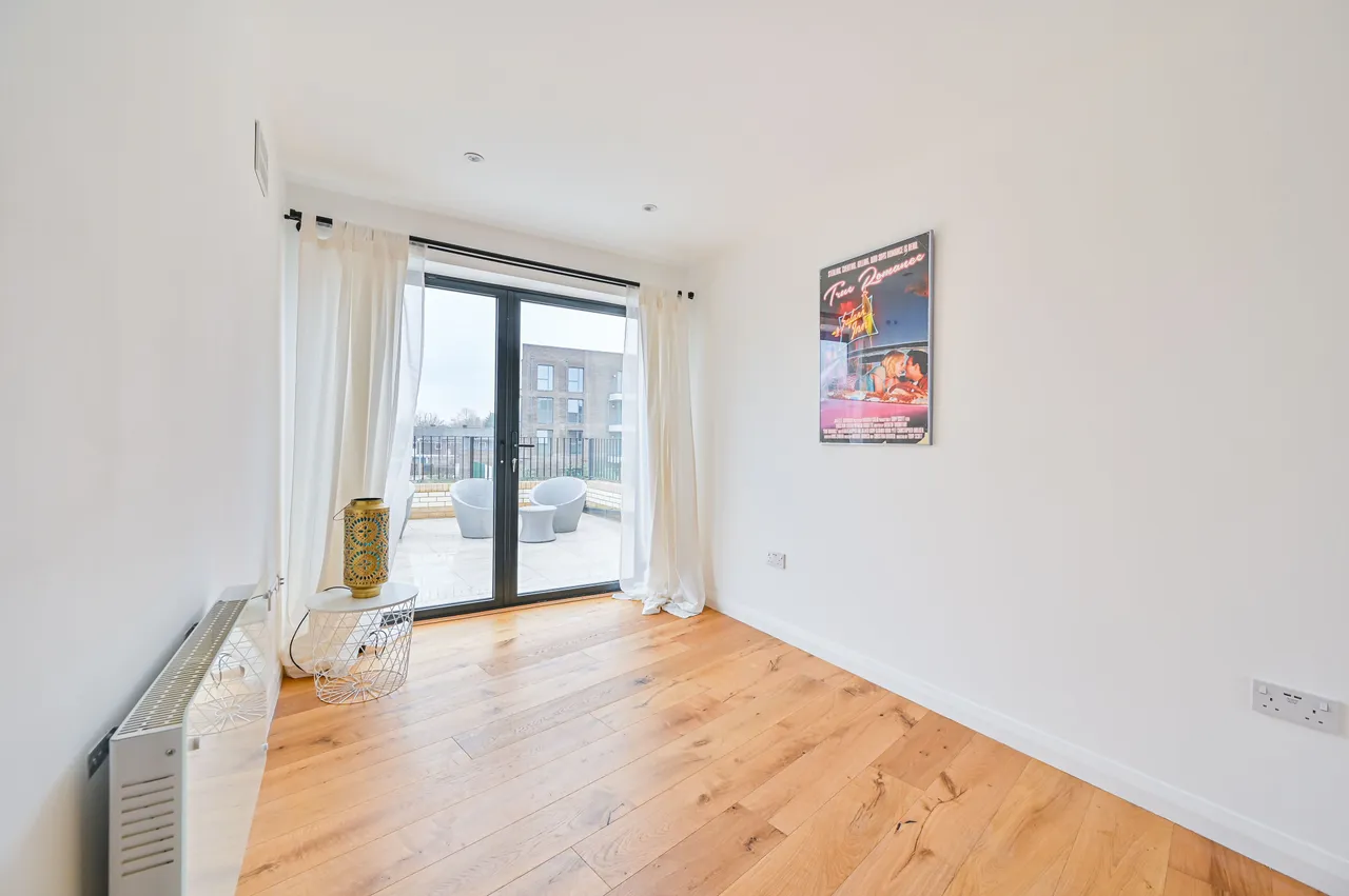 Flat 1, 50 Bournemouth Close, London, photo 7