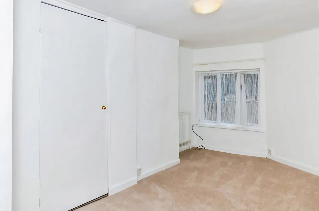 The Crescent, Haverhill, CB9, photo 4