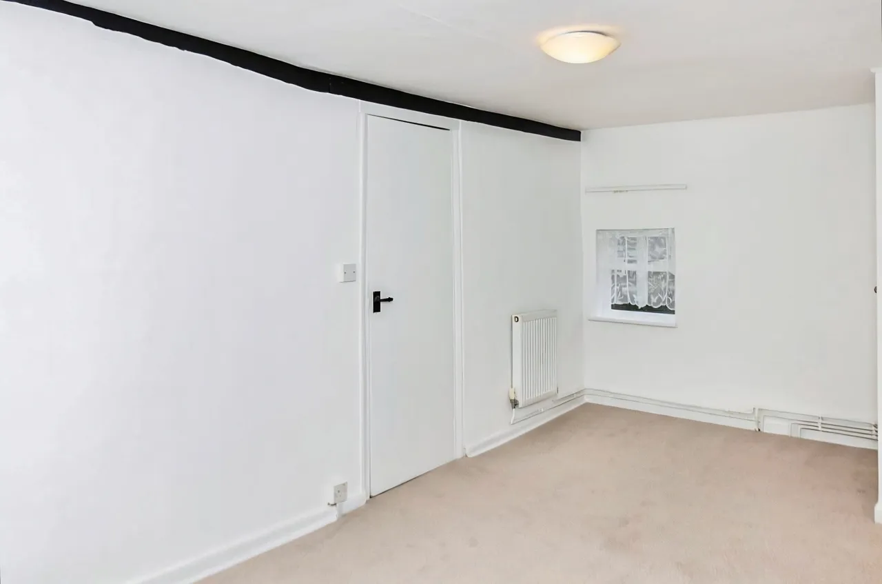 The Crescent, Haverhill, CB9, photo 2