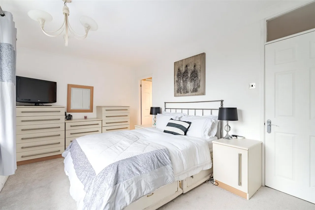Cannon Hill Road, Colehill, Wimborne, Dorset, BH21, photo 4