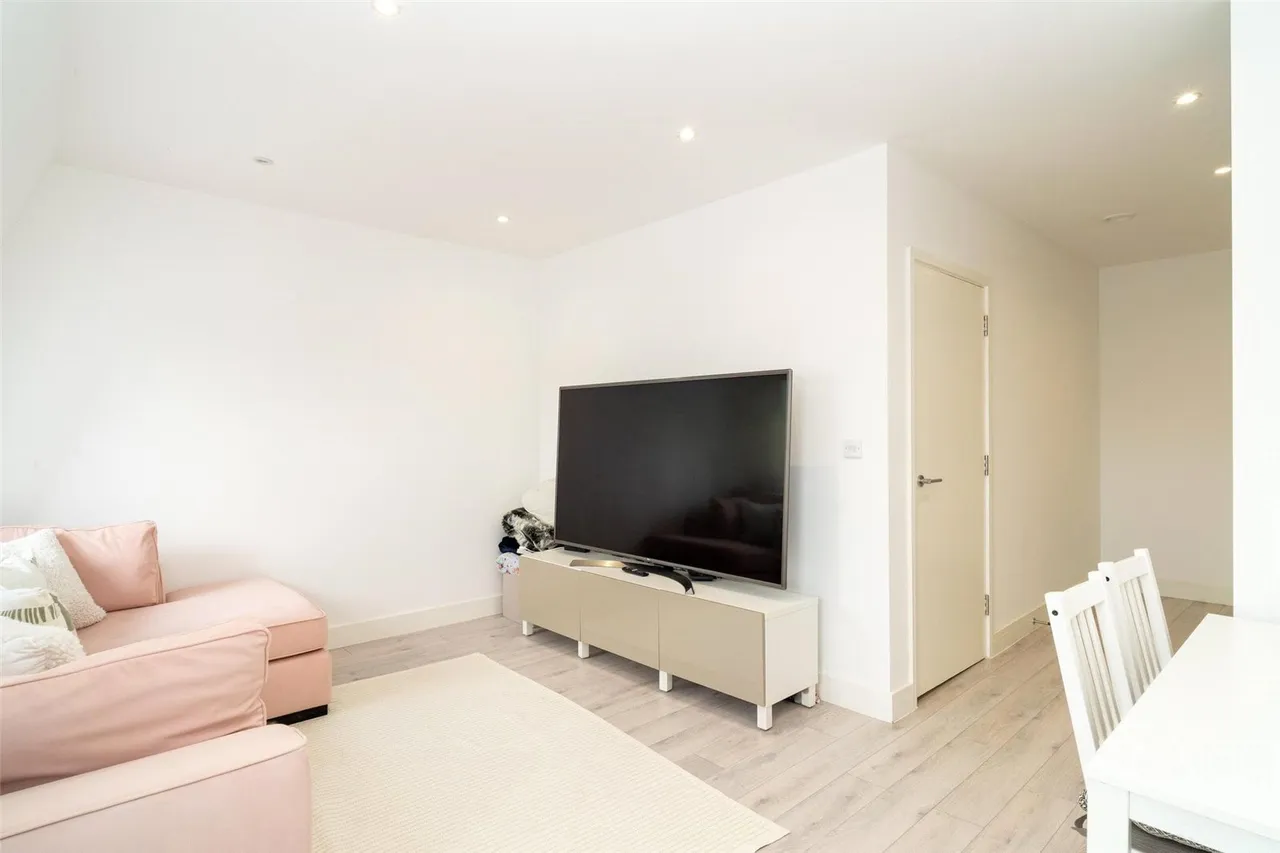 Alton Mews, Aylesbury, Buckinghamshire, HP19, photo 8