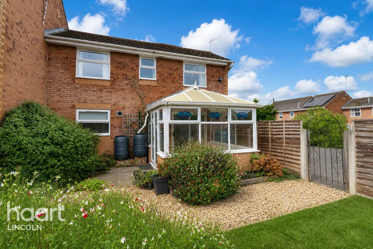 2 bed house for sale, Anson Close, Skellingthorpe, LN6