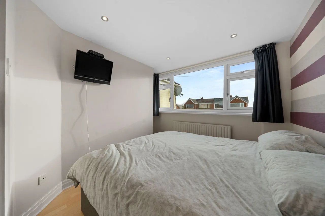 Falkland Drive, Ashton-In-Makerfield, Wigan, Wigan, WN4 0SQ, photo 13