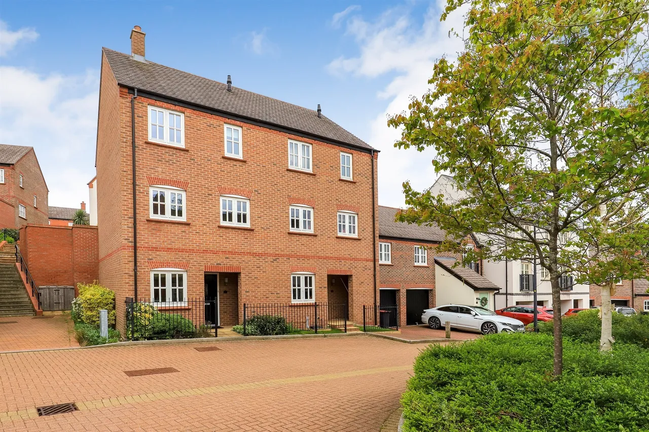 4 bed house for sale — Rays Meadow, Lightmoor, Telford