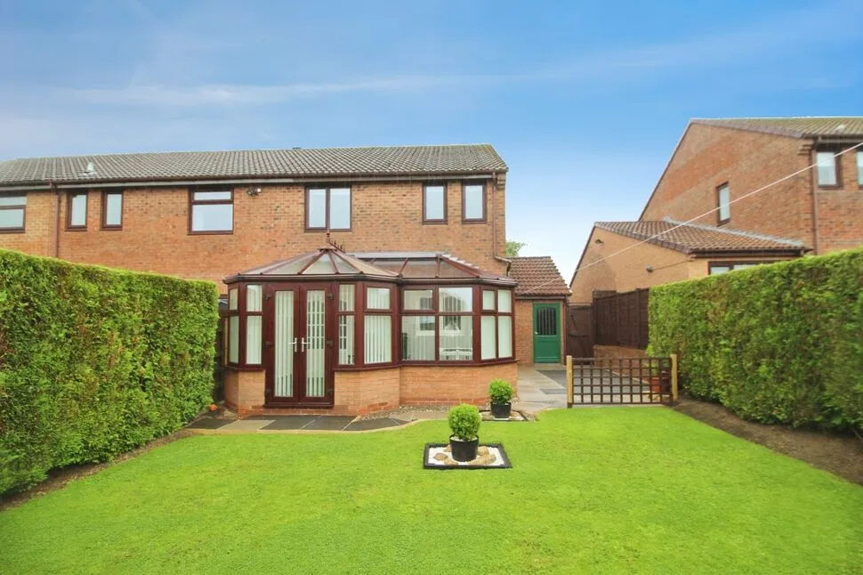 Bourne Court, DH9, photo 19