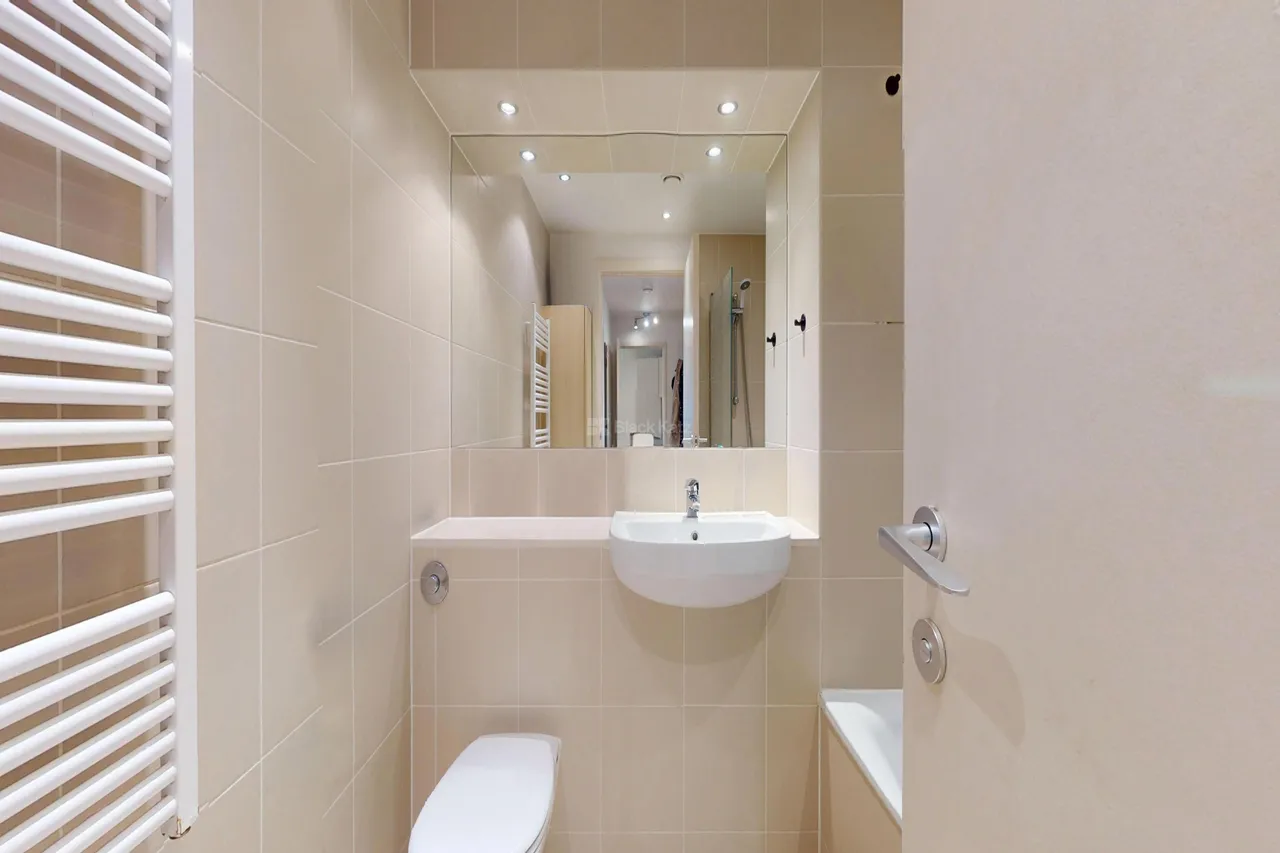 South Central Steedman Street, SE17, photo 9