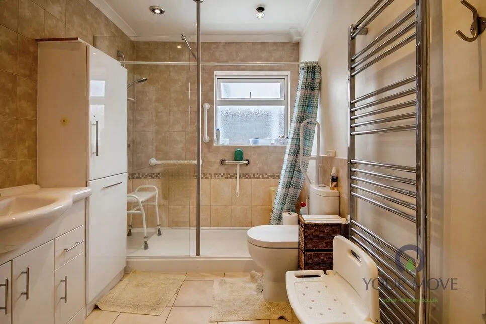 Grange Drive, Glen Parva, LE2, photo 11