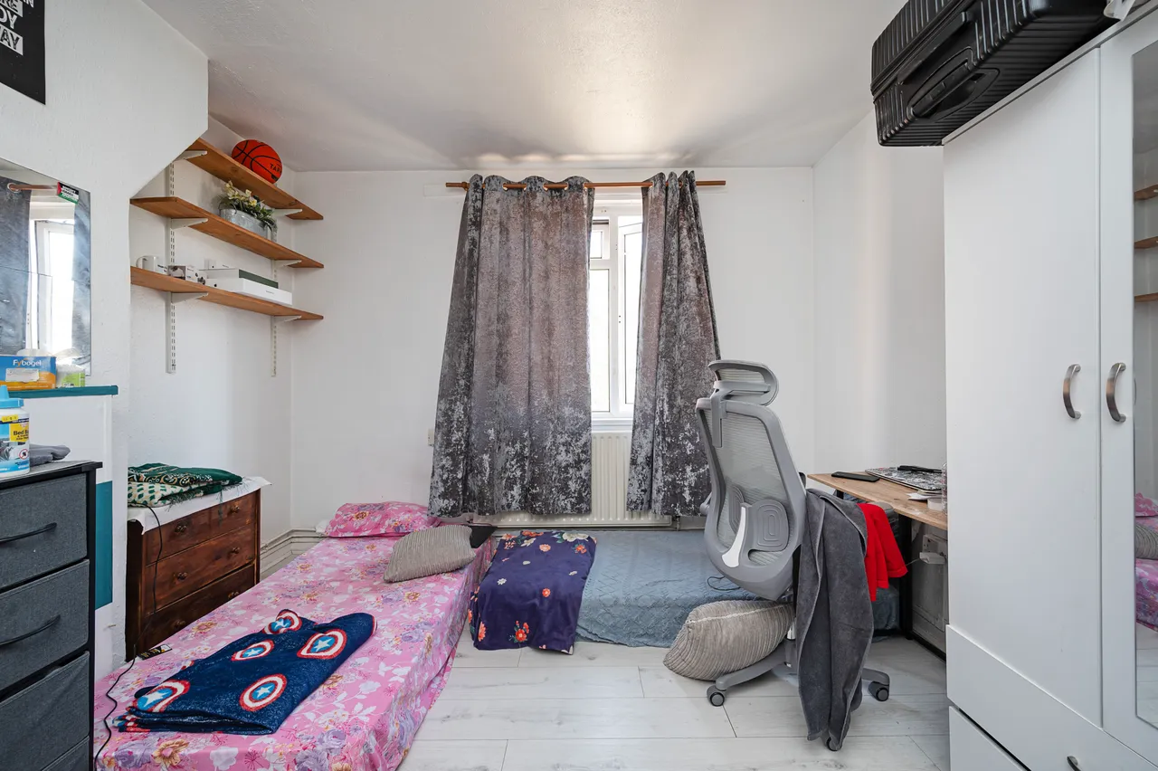 11 Nestor House, Old Bethnal Green Road, London, photo 4
