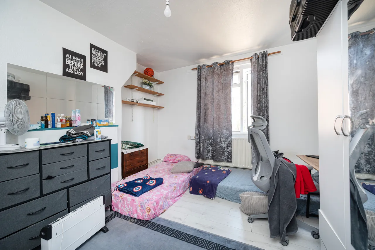 11 Nestor House, Old Bethnal Green Road, London, photo 2