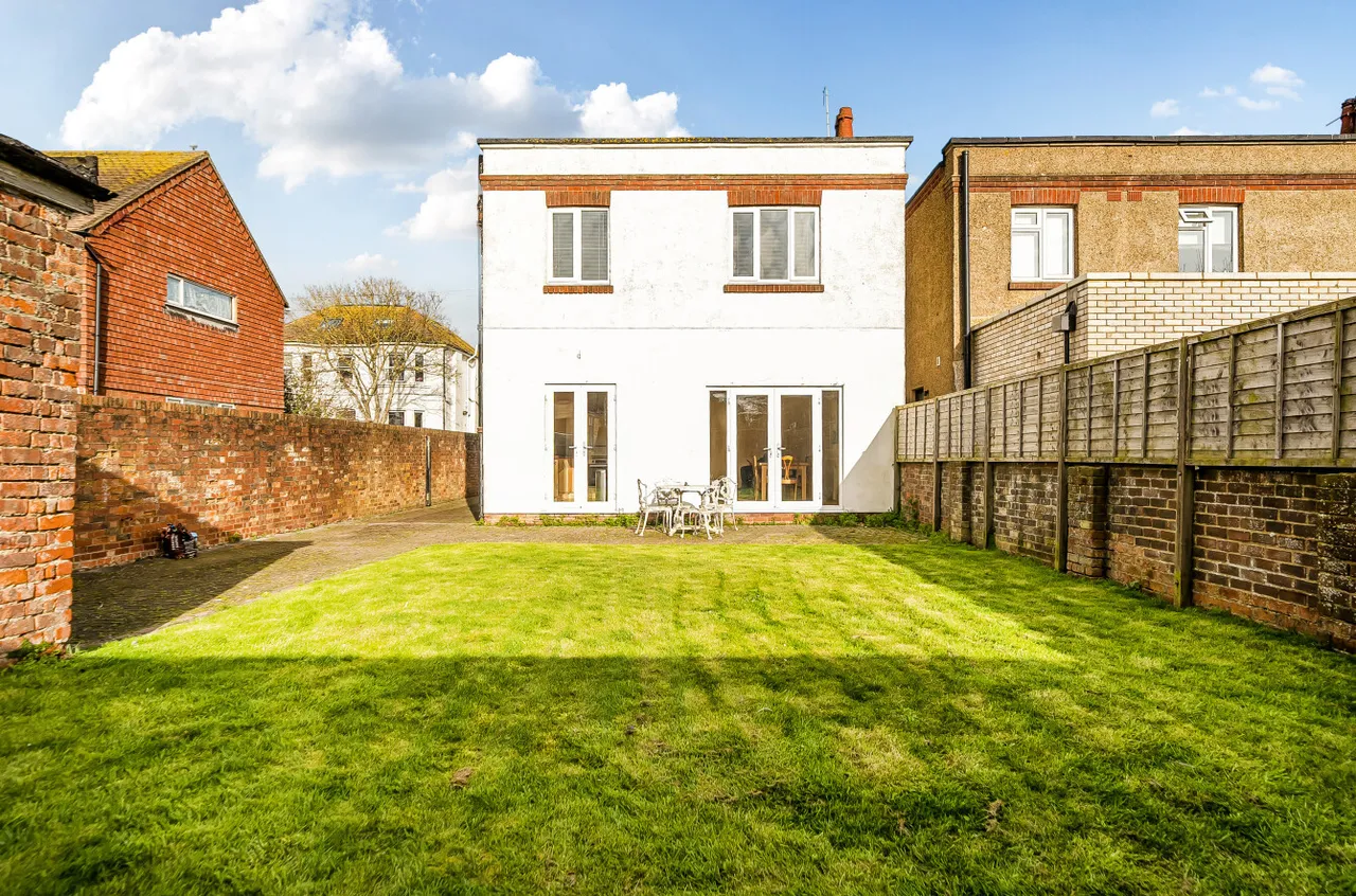 Selden Road, Worthing, BN11, photo 14