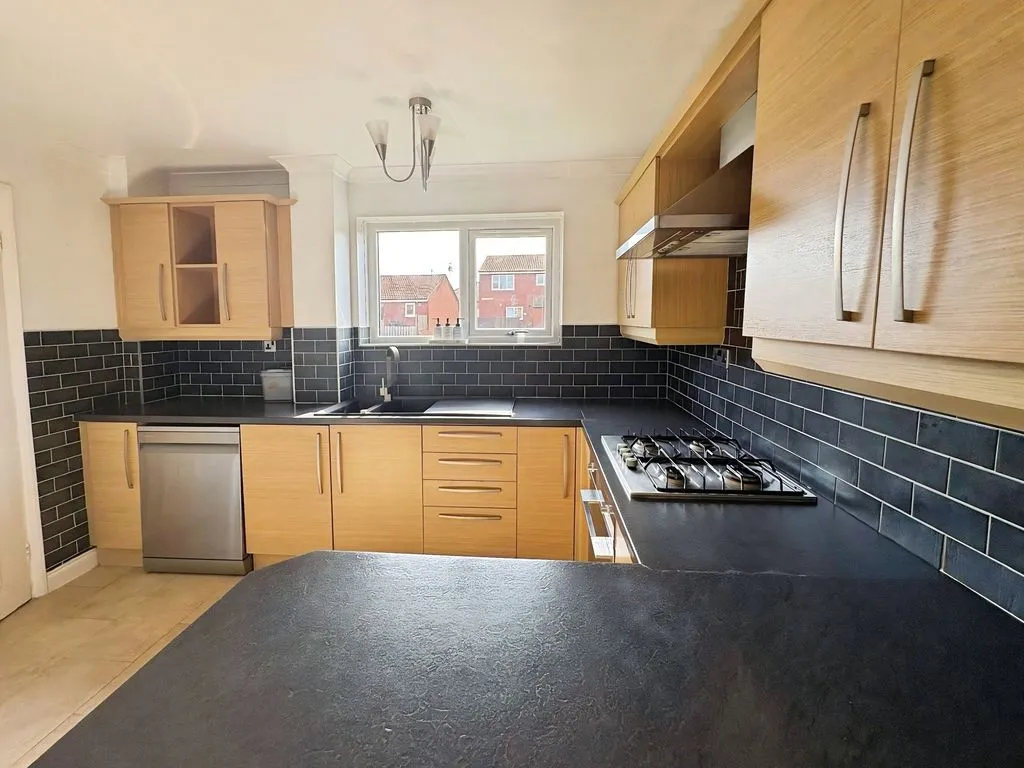 Newcastle Upon Tyne NE12 9QL, NE12, photo 3