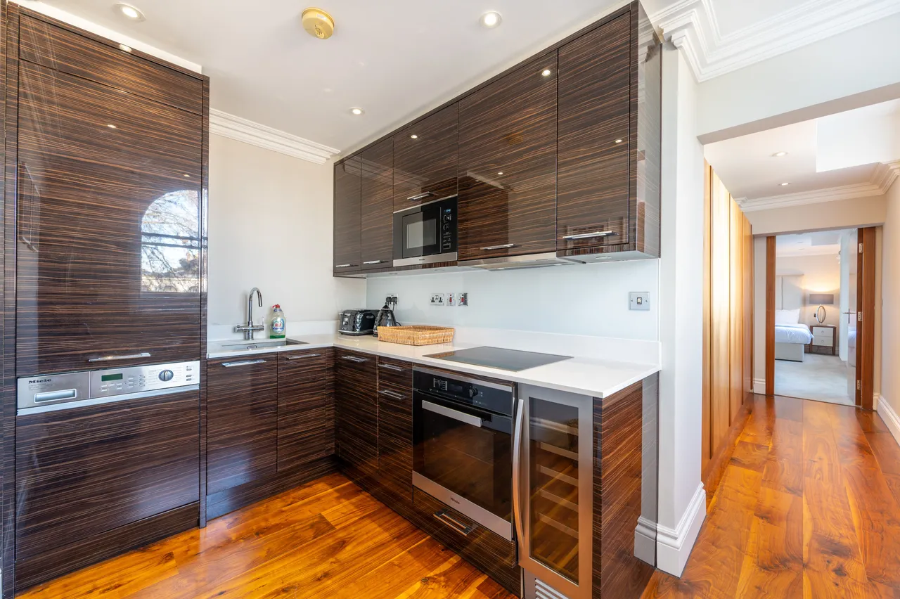 46 Garden House, 86-92 Kensington Gardens Square, London, photo 4