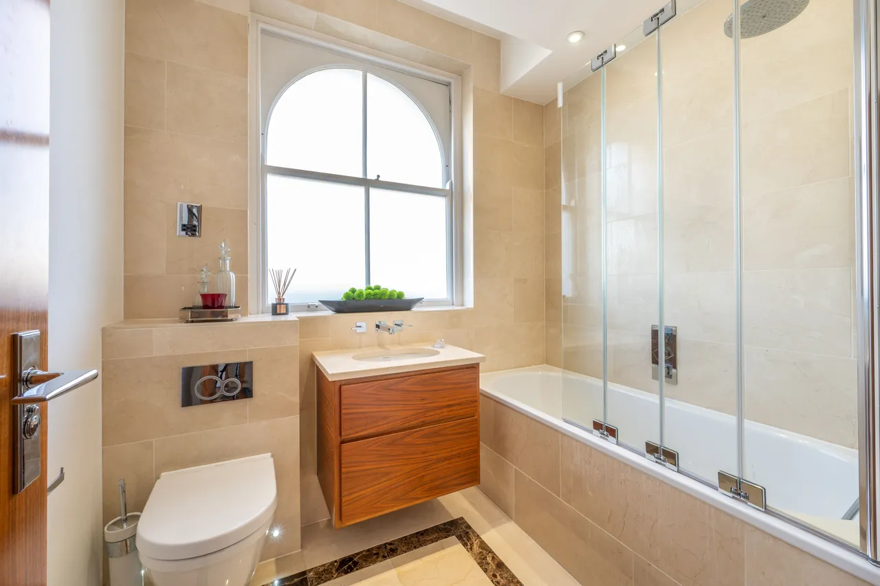 46 Garden House, 86-92 Kensington Gardens Square, London, photo 8